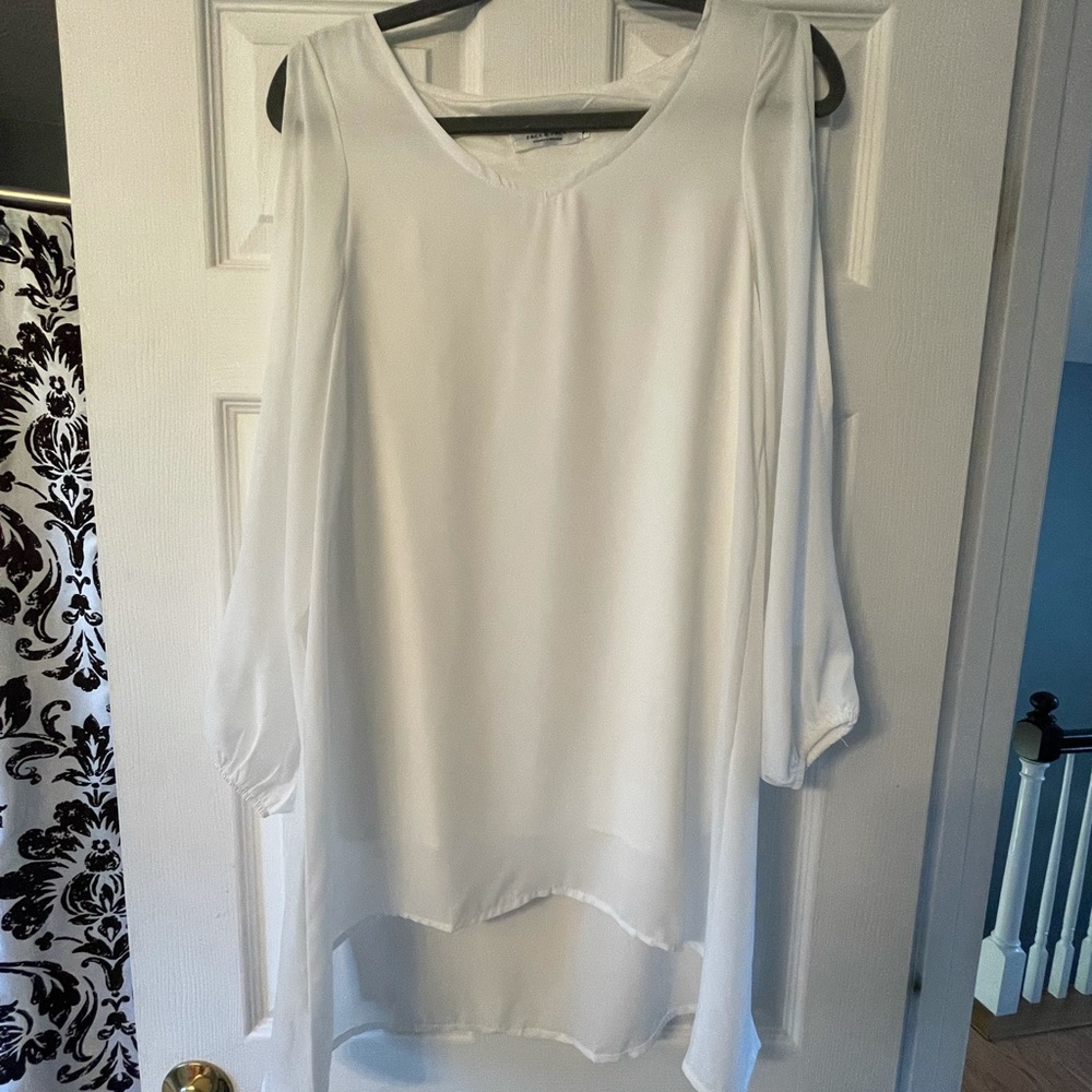 Face N Face White Cold Shoulder Dress/Long Tunic Size S